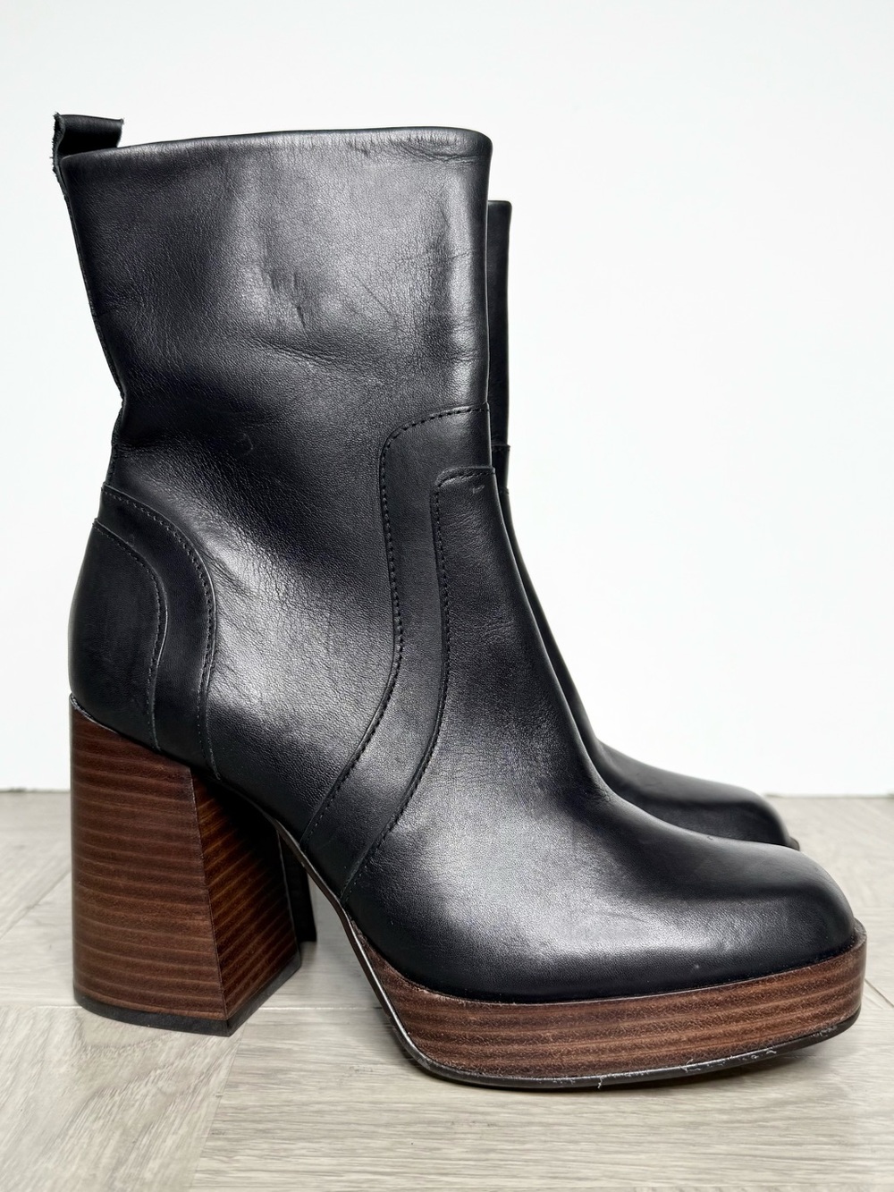 Steve Madden Edson Black Leather Heeled Boot 8.5 M